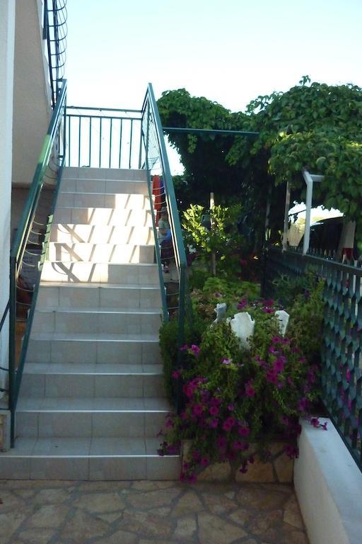 Apartment Boja Biograd Na Moru Eksteriør billede