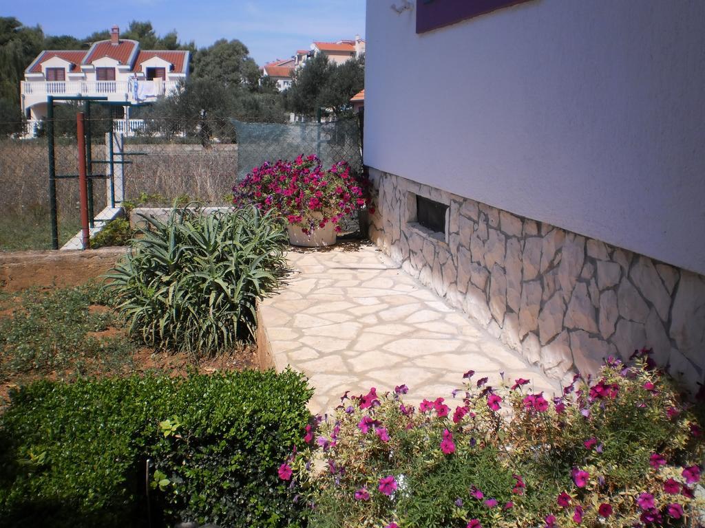 Apartment Boja Biograd Na Moru Eksteriør billede